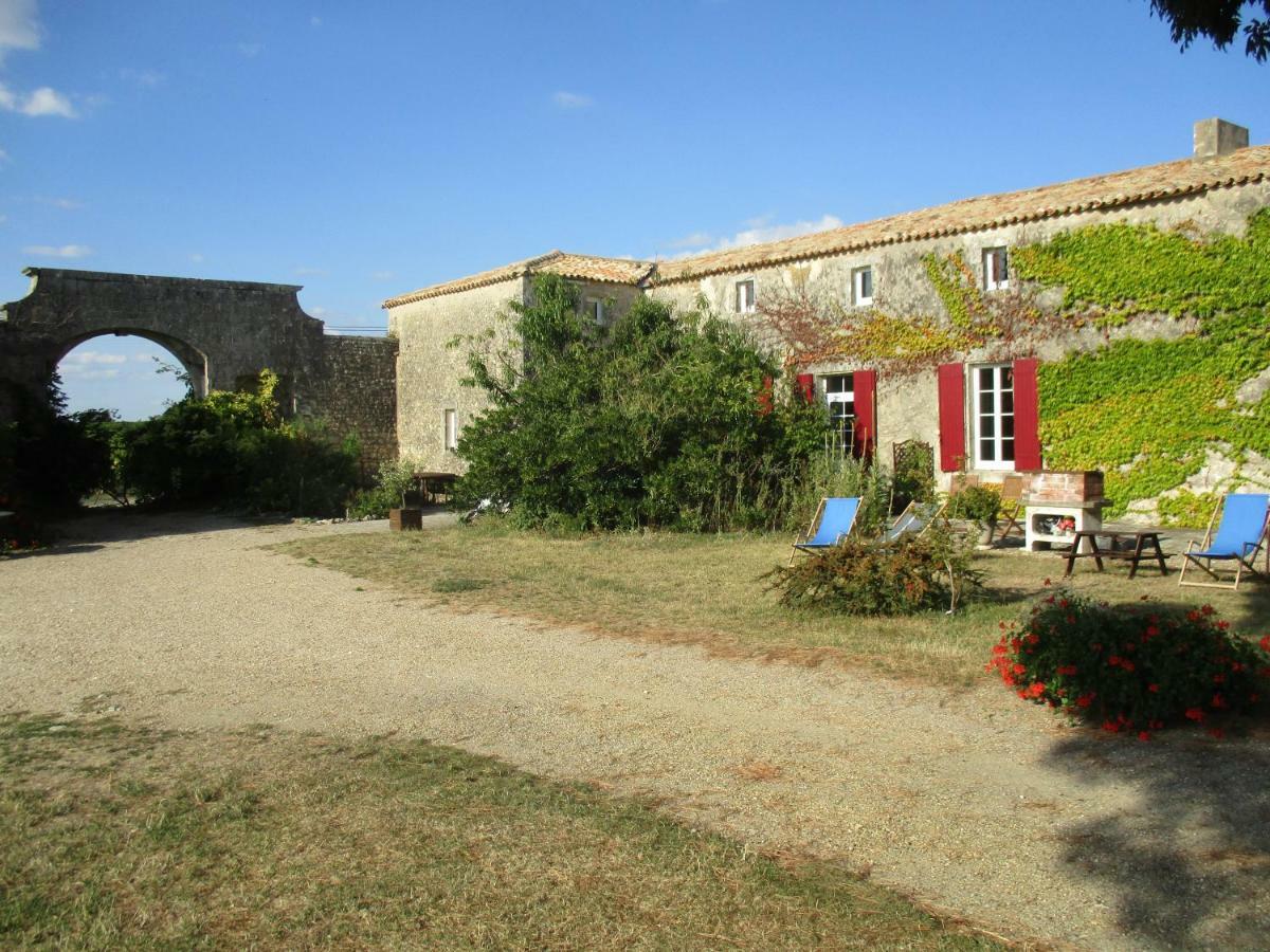 Villa Logis De Bois Roche Saint-Bonnet-sur-Gironde Exterior foto